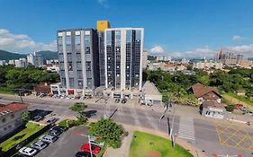 Saint Sebastian Flat 603- Com Hidro! até 3 pessoas, Duplex, no centro